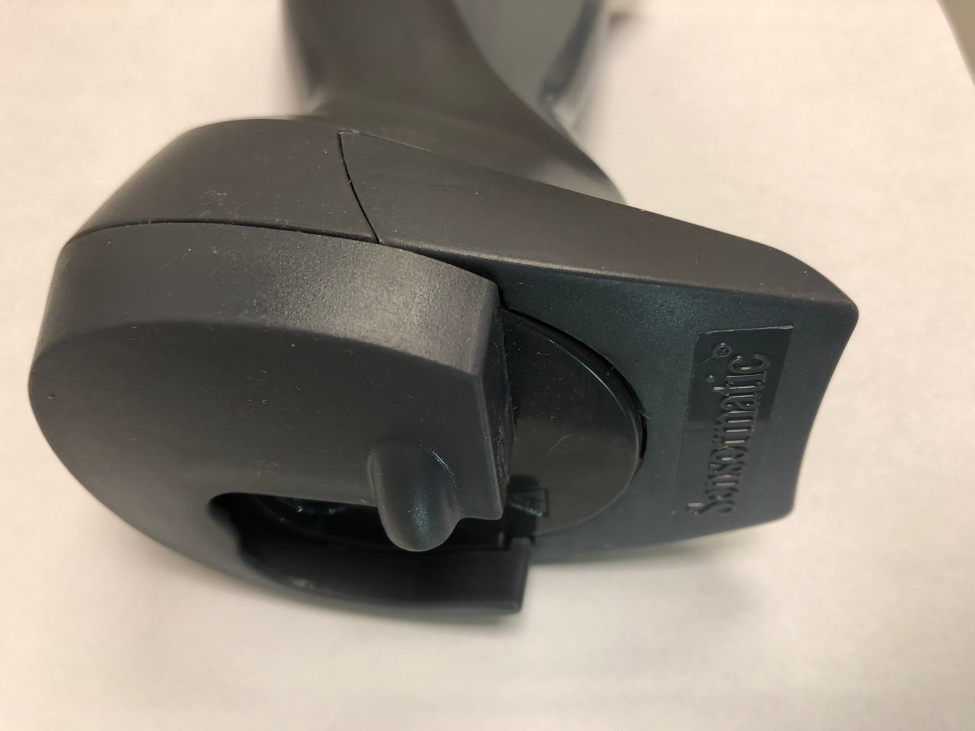 Sensormatic Hard Tag Clothing Hand-Held Detacher